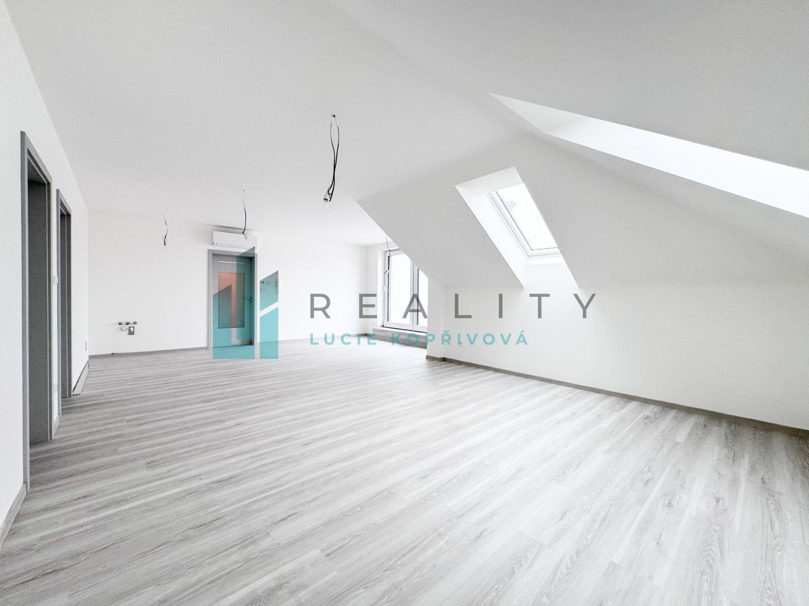 Prodej bytu, 3+kk, 93 m² — fotografie 4