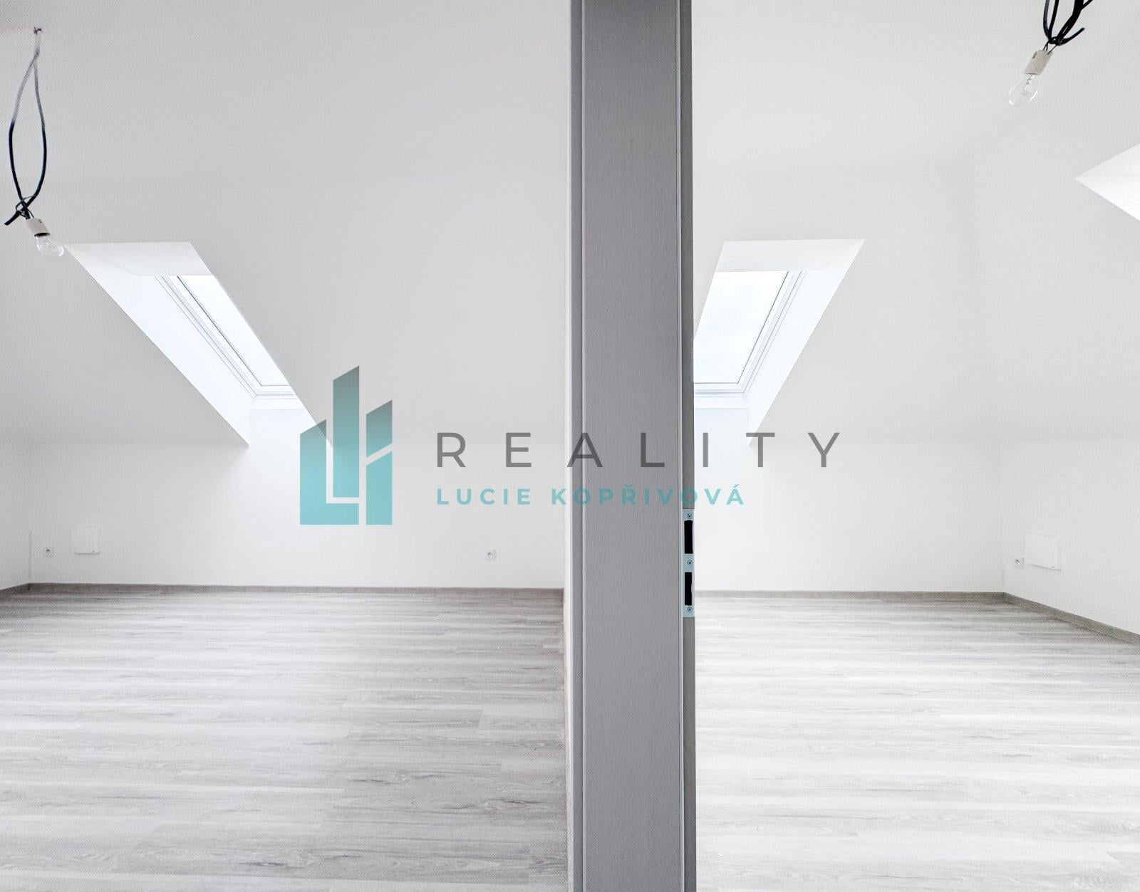 Prodej bytu, 3+kk, 93 m² — fotografie 9