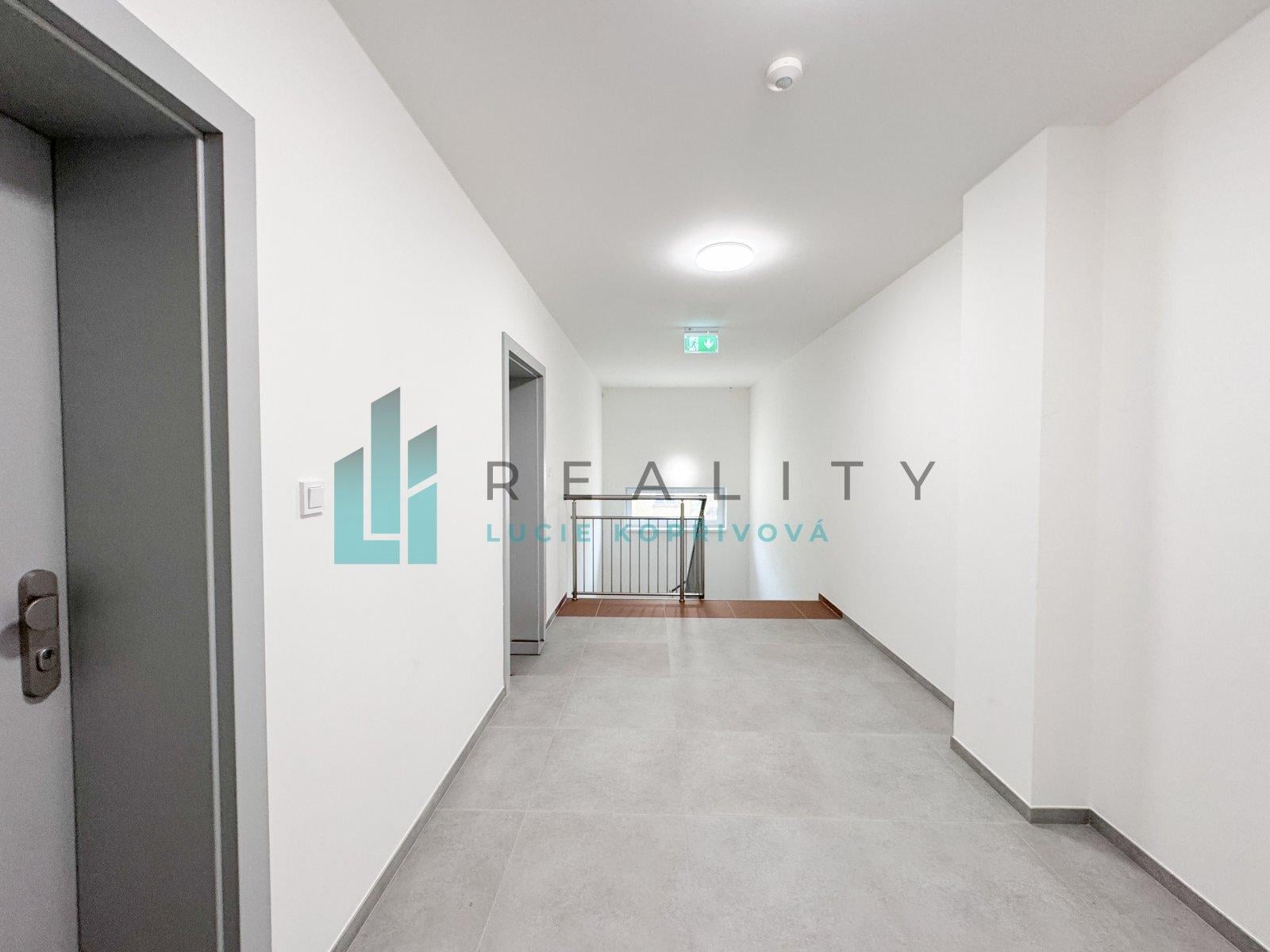 Prodej bytu, 3+kk, 93 m² — fotografie 16